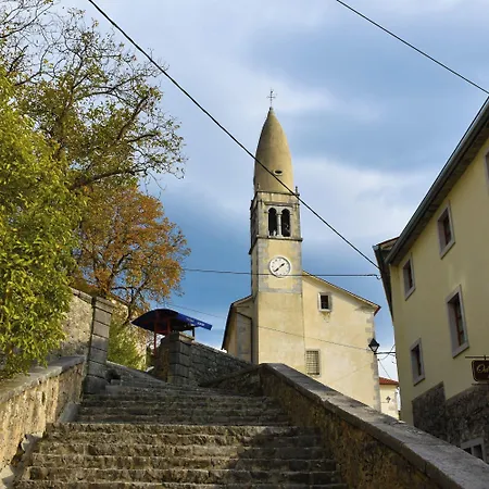 Tiny House Mona Lisa - Happy *