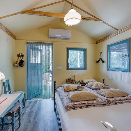 Tiny House Mona Lisa - Happy Hotel